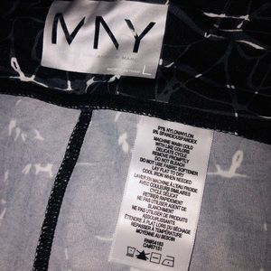 Brand new Andrew Marc workout leggings